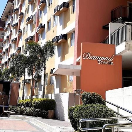 Paranaque City Lancris Residences 2 Bedroom Entire Apartment Near Airport With Pool מראה חיצוני תמונה